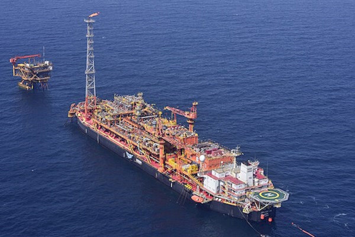 تجهیز بزرگترین ناوگان شناوری صنعت نفت به سیستم پایش سوخت