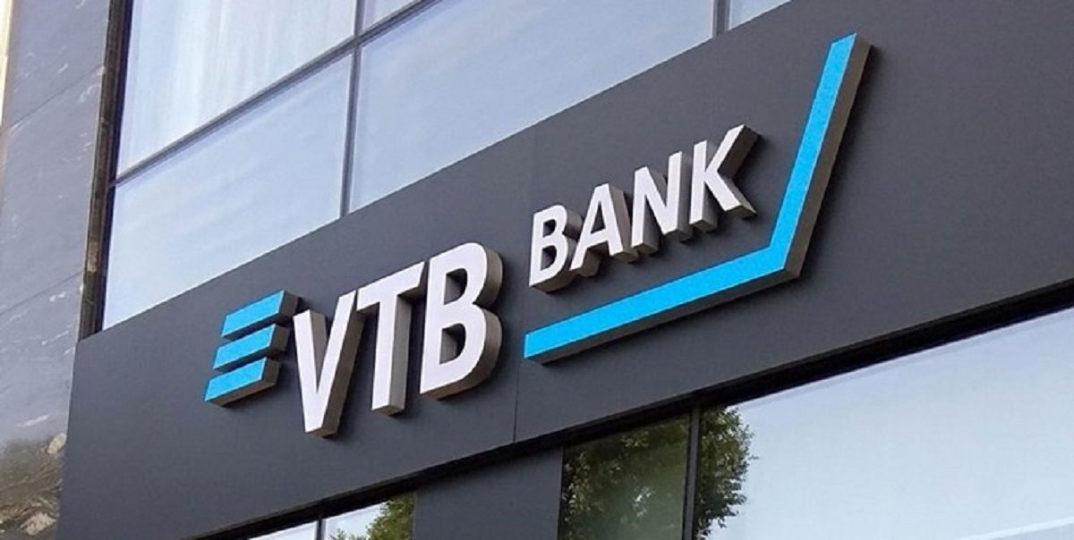 گشایش حساب در بانکهای روسیه