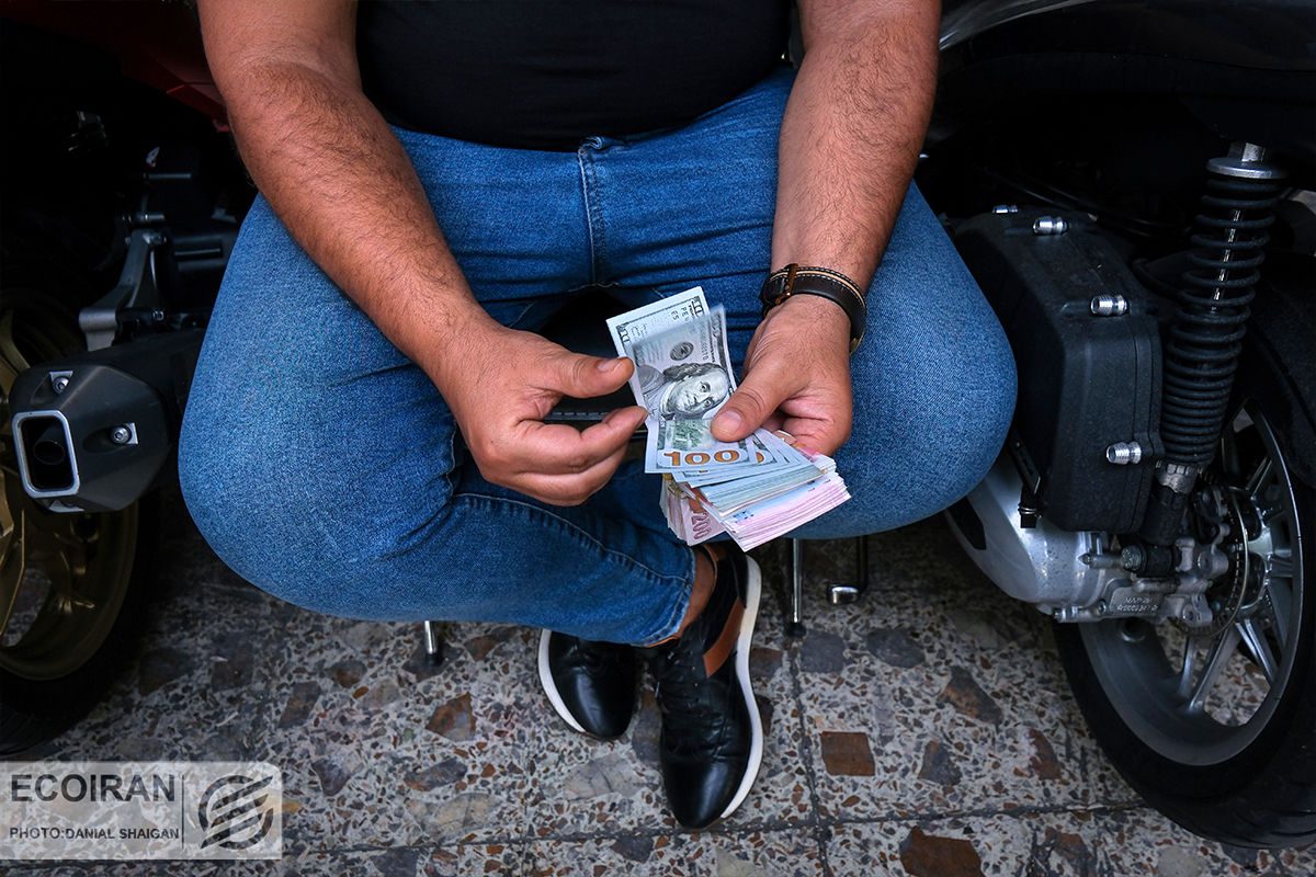 صرافیهای غیر مجاز