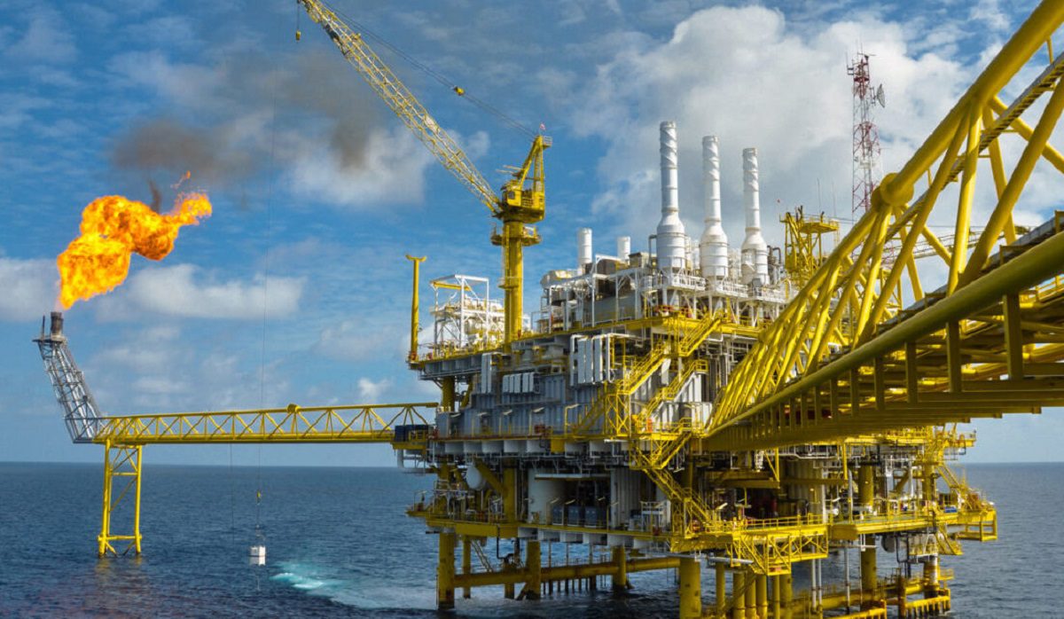 روند کاهشتولید نفت و گاز