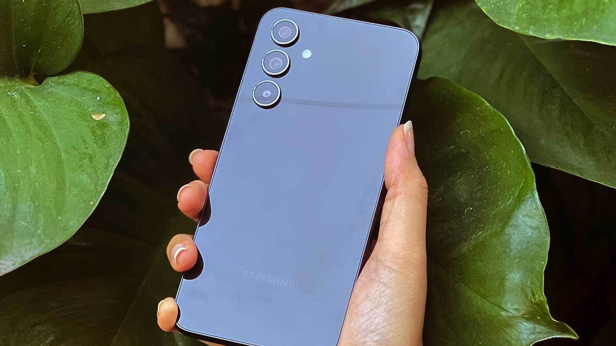 قیمت گوشی موبایل ۱۷ مهر ۱۴۰۴