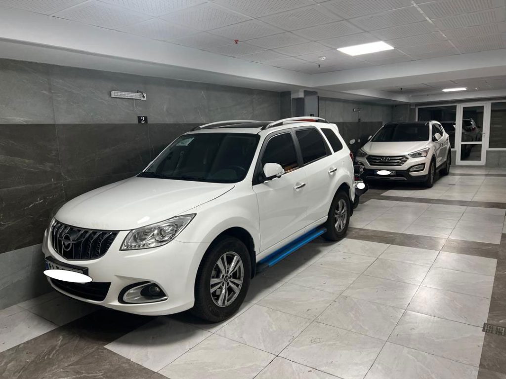 اجاره خودروهای لوکس جزیره کیش با آرکا تشریفات