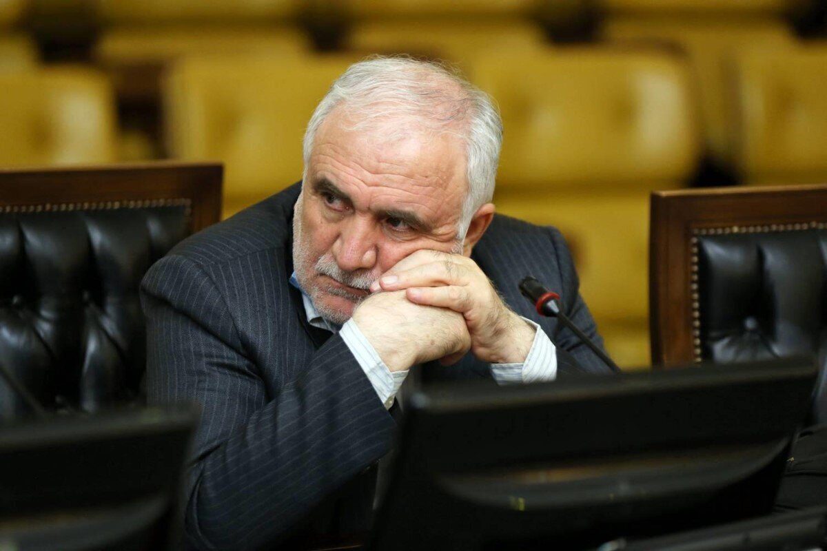 پشت پرده نوسانات ارزی