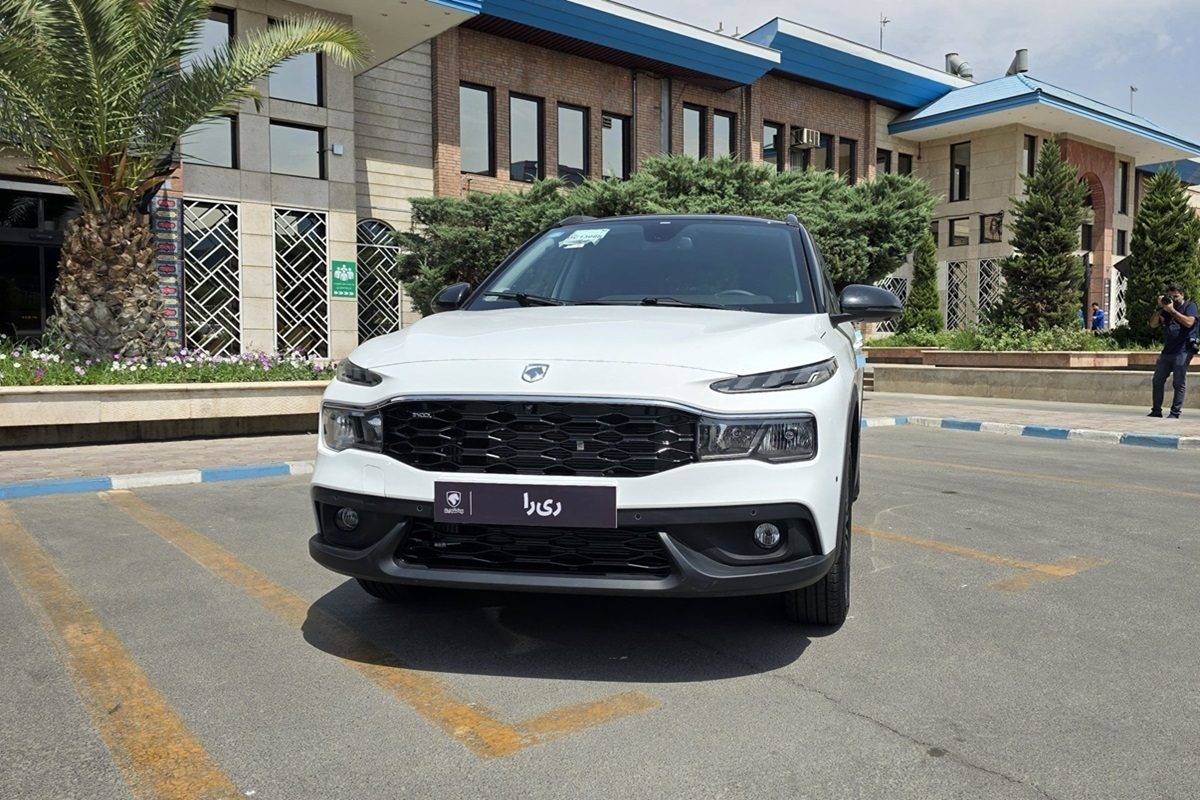 قیمت محصولات ایران خودرو ۱۵ اردیبهشت ۱۴۰۴