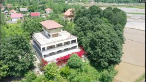 توقیف ویلای علی کریمی