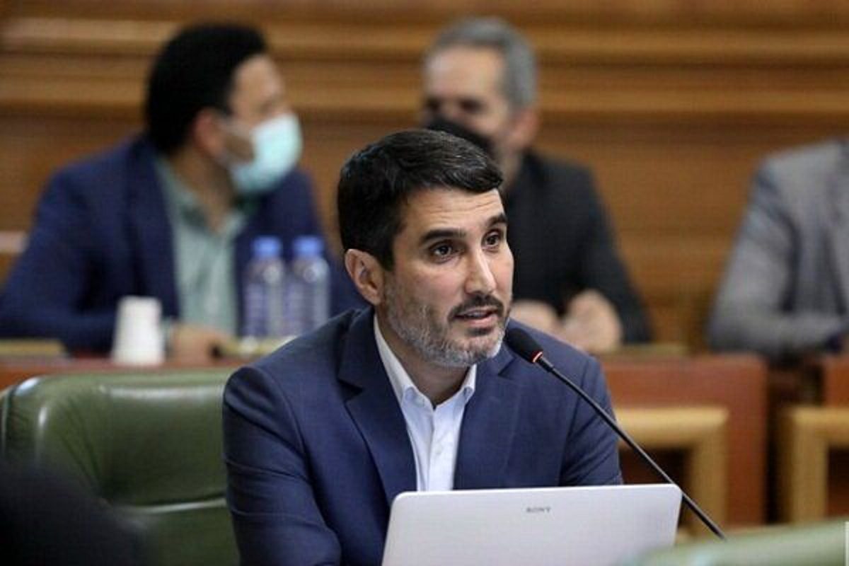 عباسی و بازداشت یکی از اعضای شهرداری تهران