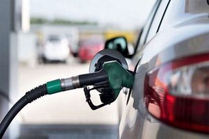 موضع پزشکیان و جلیلی درباره بنزین