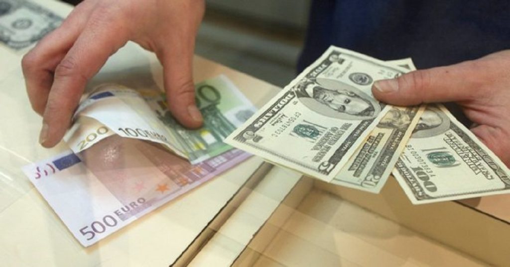 میزان ورود و خروج ارز و اسناد بانکی از مرزهای کشور اعلام شد