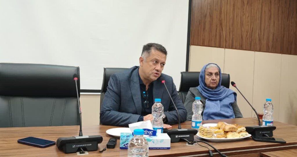 فعالیت هلدینگ فومن شیمی