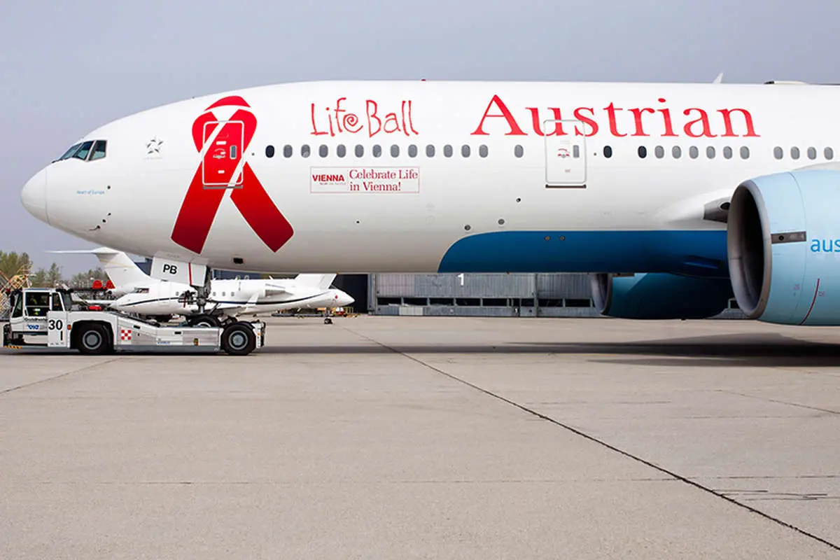 اولین پرواز وین به تهران