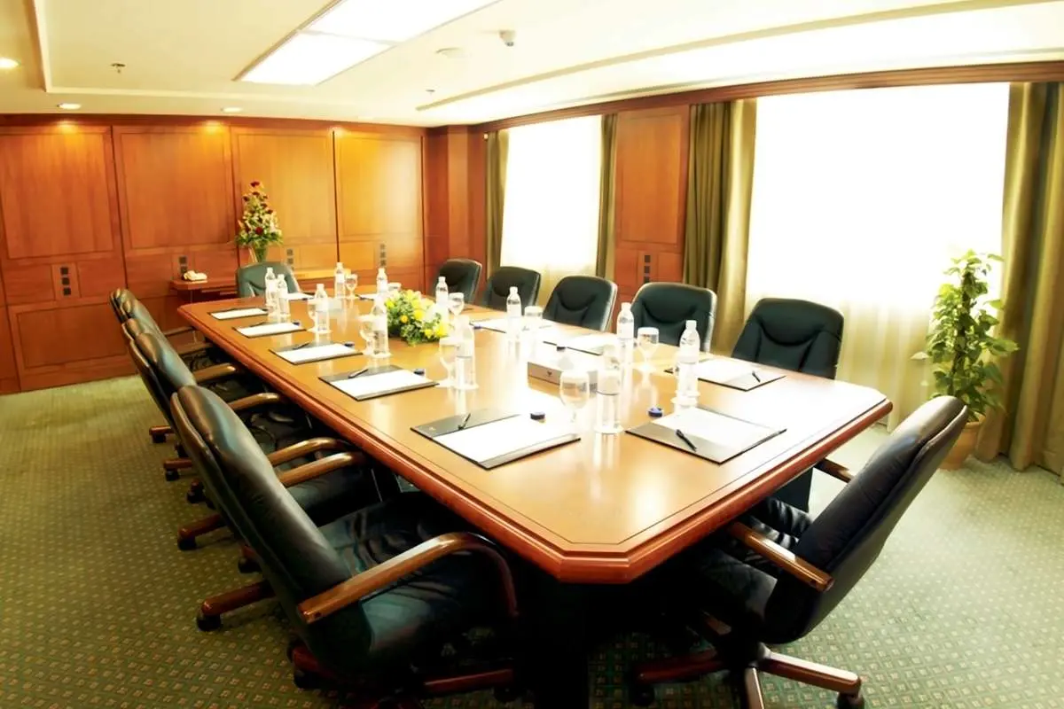 ممنوعیت پذیرایی در جلسات اداری