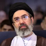 پاسخ رهبرانقلاب به نامه دانشجویان:تا رسیدن به قلّه‌های پیشرفت هم‌عهدیم