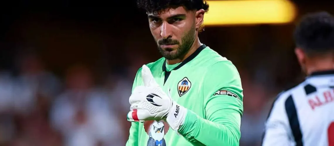 جانشین حسینی در استقلال