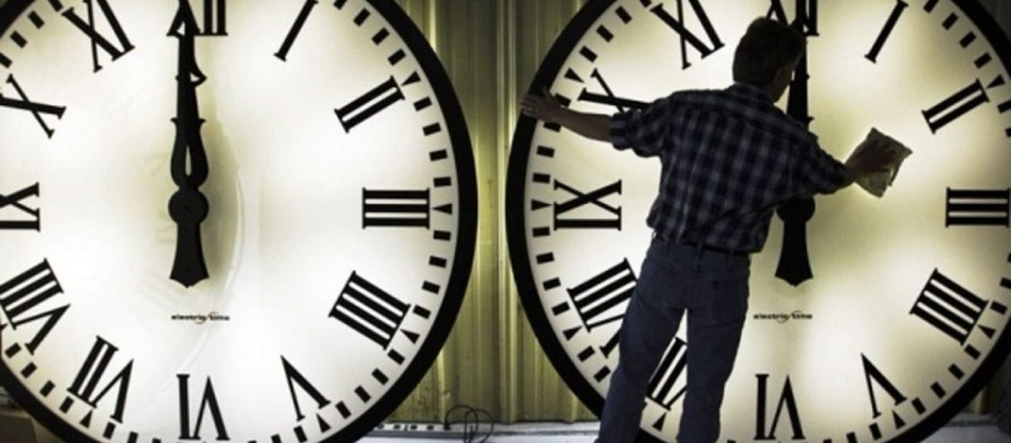 تغییر ساعتی که کارمندان را سردرگم کرد