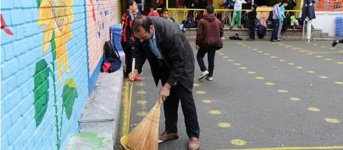 حقوق سرایداران مدارس