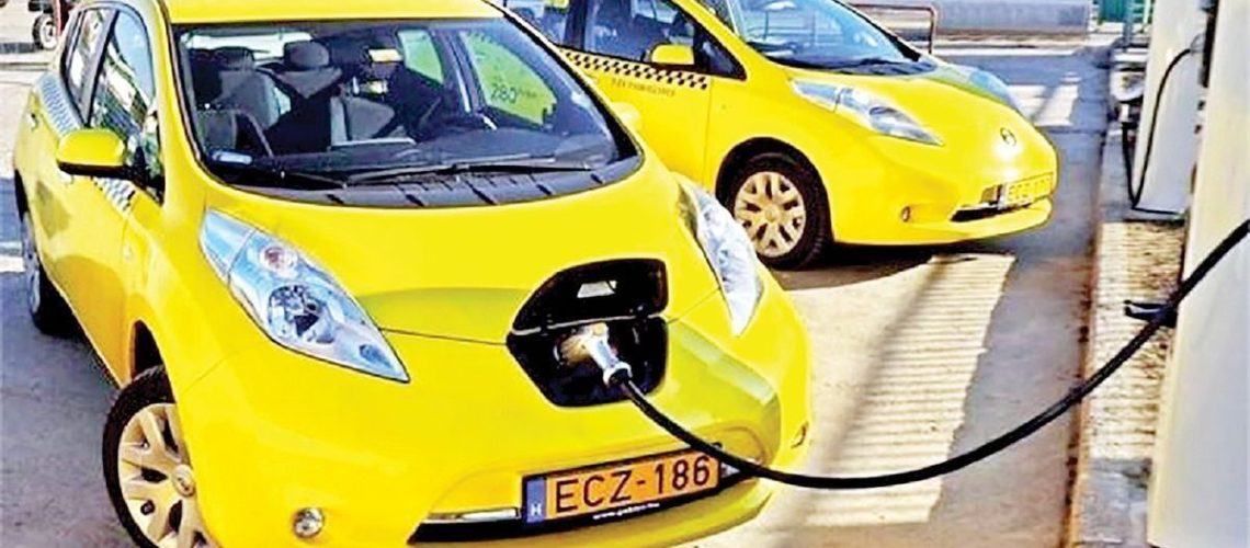 تاکسی‌های برقی چینی در راه ایران