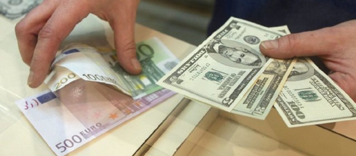 اعلام میزان ورود و خروج ارز و اسناد بانکی