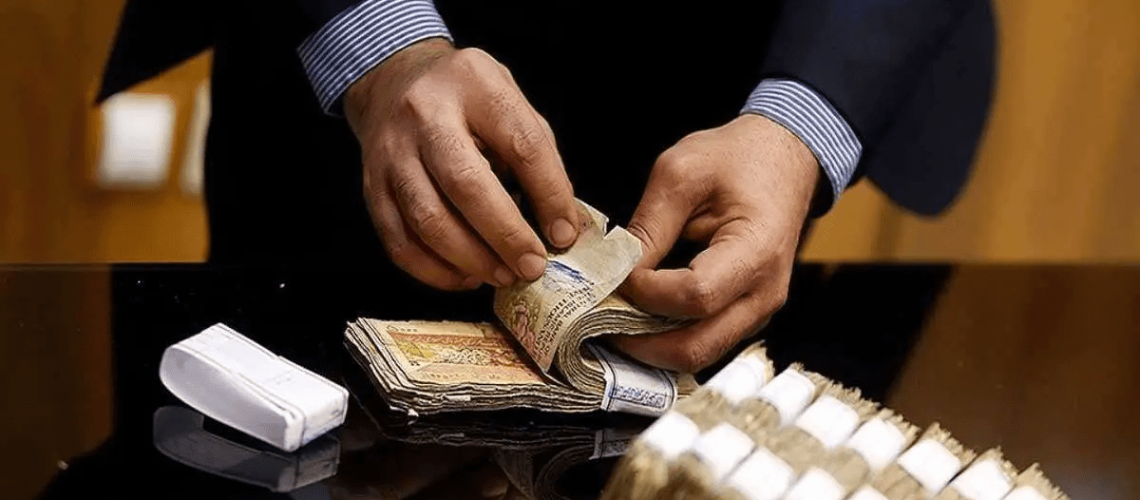 وضعیت خزانه تحویلی به پزشکیان