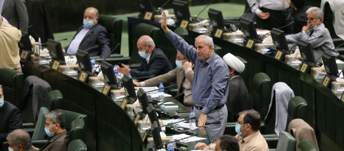 هشدار کوچکی نژاد به وزیر کار