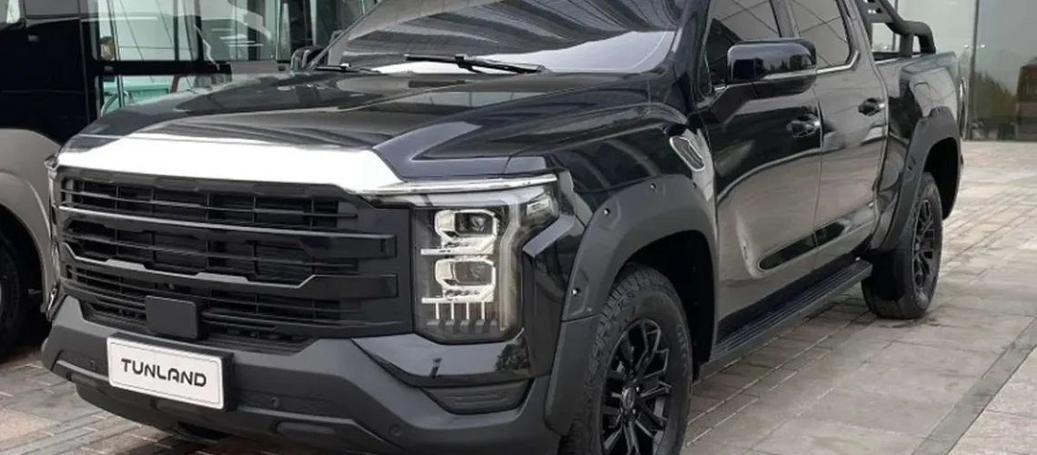 فوتون+تونلند+V7 جدیدترین پیکاپ از نسل فوتون تونلند