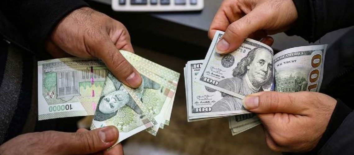 دلار مهمترین عامل گرانی قیمت ها در بازار آزاد