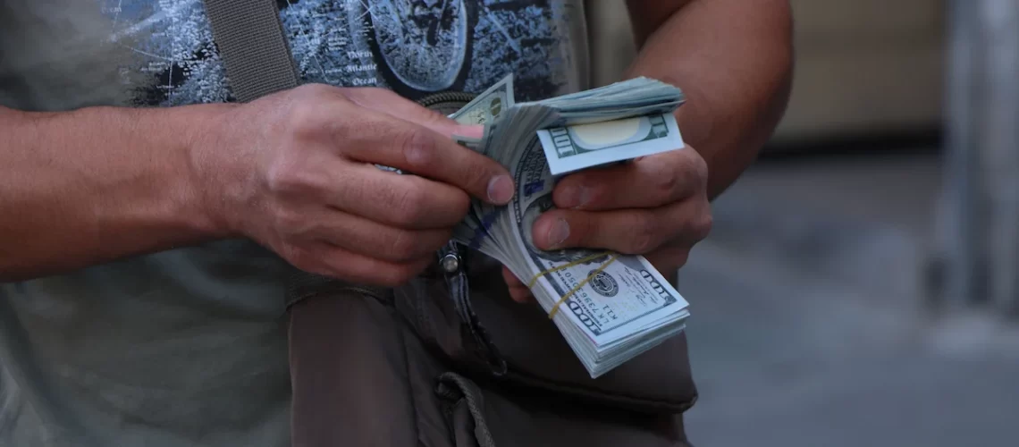 عوامل موثر ثبات بازار ارز