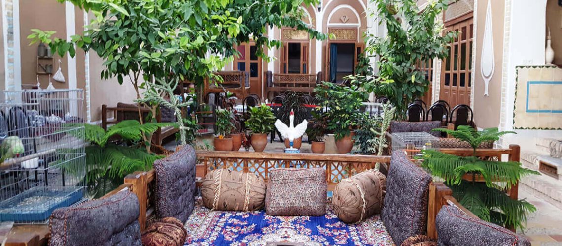 بوم گردی