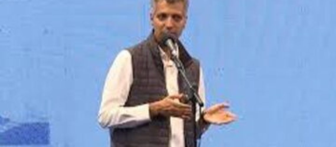 عادل فردوسی پور