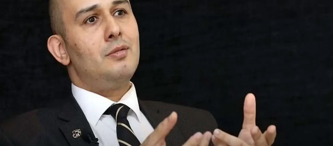 ذی نفعان رشد قیمت دلار